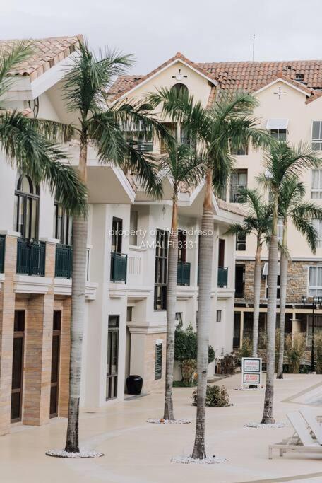 Work-Friendly Mountain-View Condo Near Sm Seaside Cebu Exteriör bild