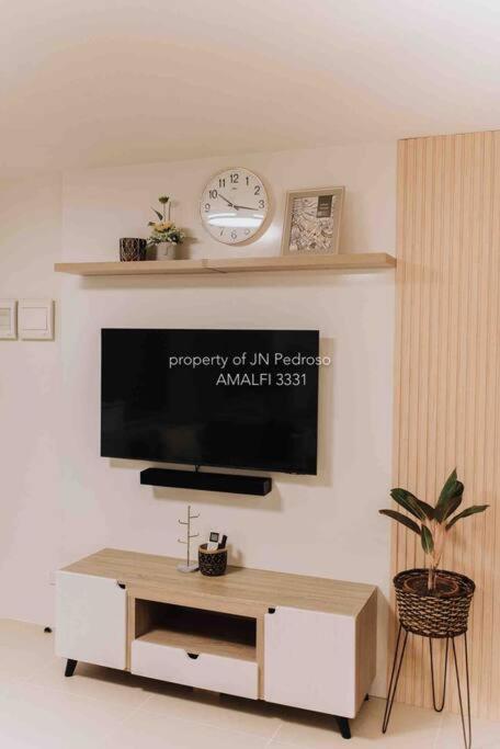 Work-Friendly Mountain-View Condo Near Sm Seaside Cebu Exteriör bild