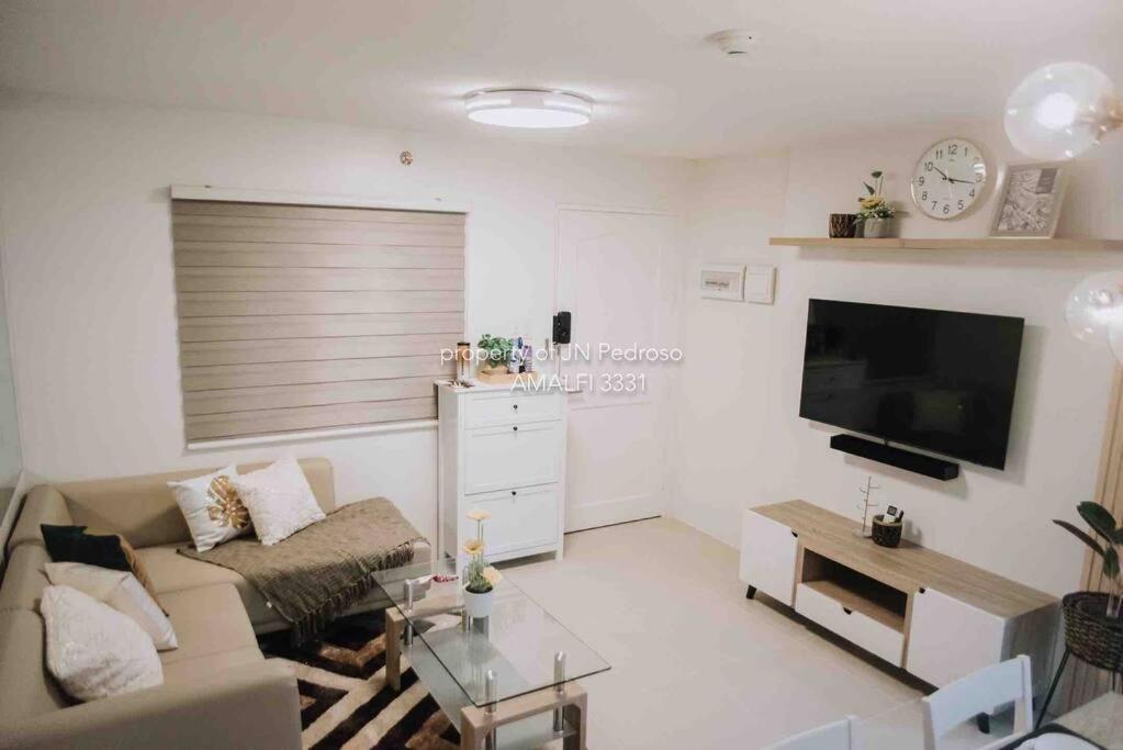 Work-Friendly Mountain-View Condo Near Sm Seaside Cebu Exteriör bild