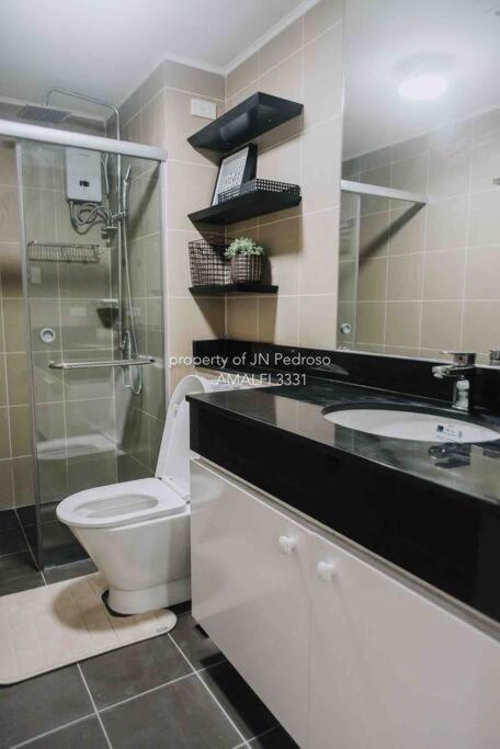 Work-Friendly Mountain-View Condo Near Sm Seaside Cebu Exteriör bild